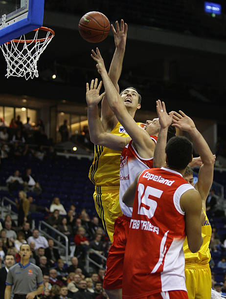 线搭档无疑 线搭档无疑