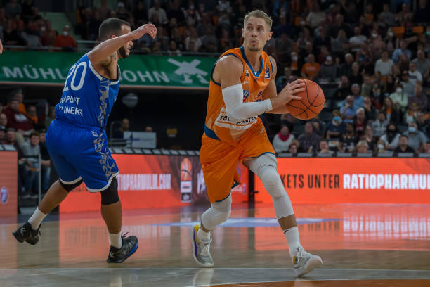 深层次的足 深层次的足