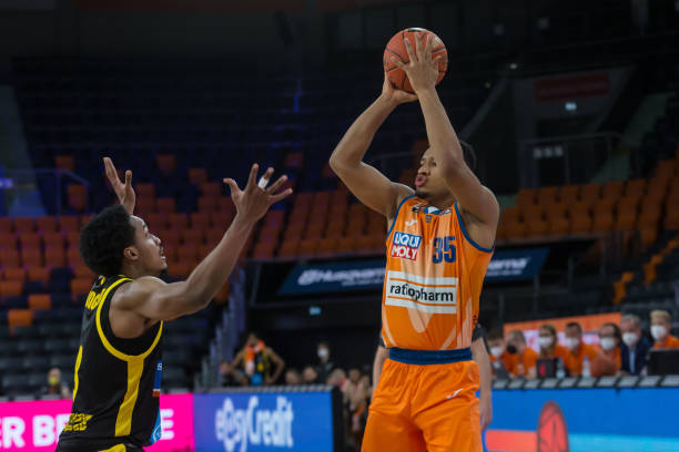 每一场比赛 每一场比赛