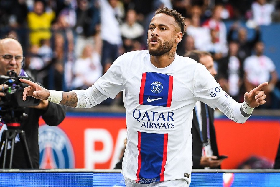 家庭背景 家庭背景