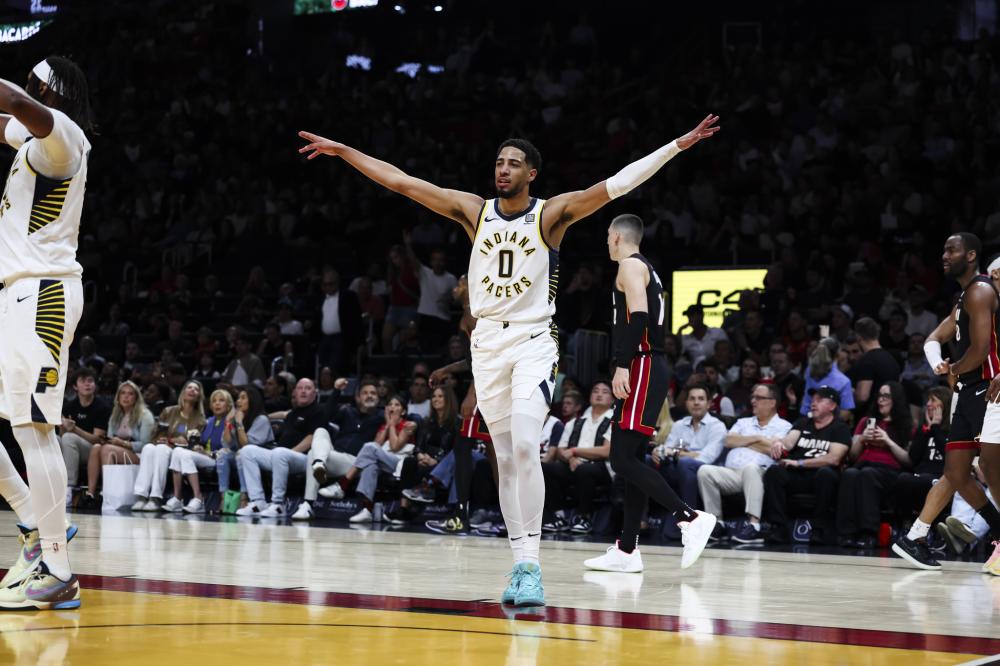 迅速打成一 迅速打成一